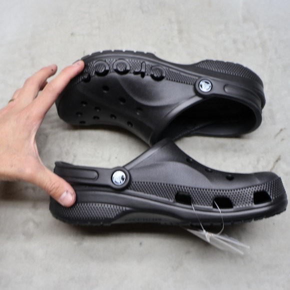 Crocs Unisex M10 W8 Baya Clog Black Croslite Lightweight Slip On Casual Outdoor